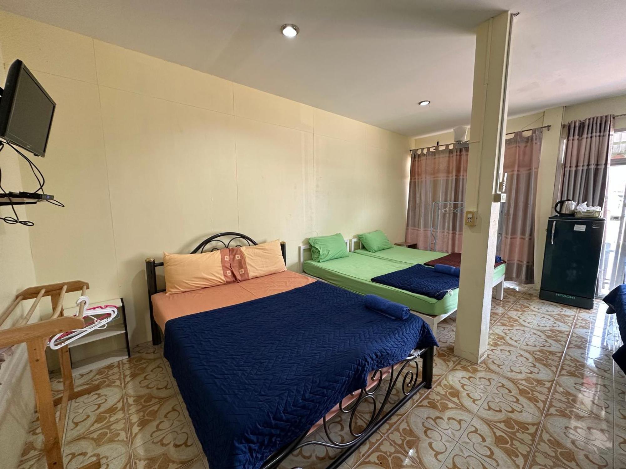 Thippawan Bungalow Ko Si Chang Exterior photo